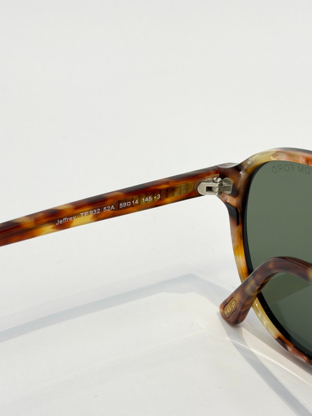 عینک آفتابی تام فورد TOM FORD مدل TF 932 کائوچویی