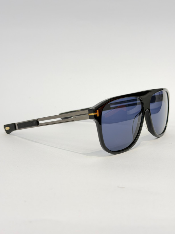 عینک آفتابی تام فورد TOM FORD مدل FT0880