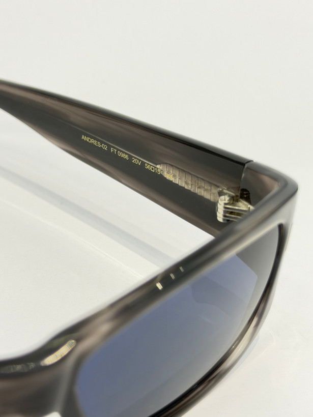 عینک آفتابی تام فورد TOM FORD مدل FT 0986 کائوچویی