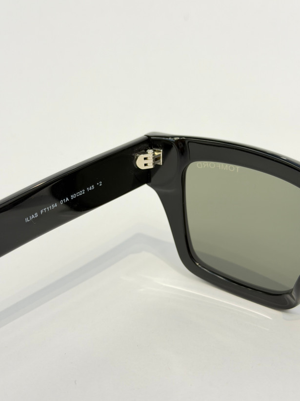 عینک آفتابی تام فورد TOM FORD مدل FT 1154 کائوچویی