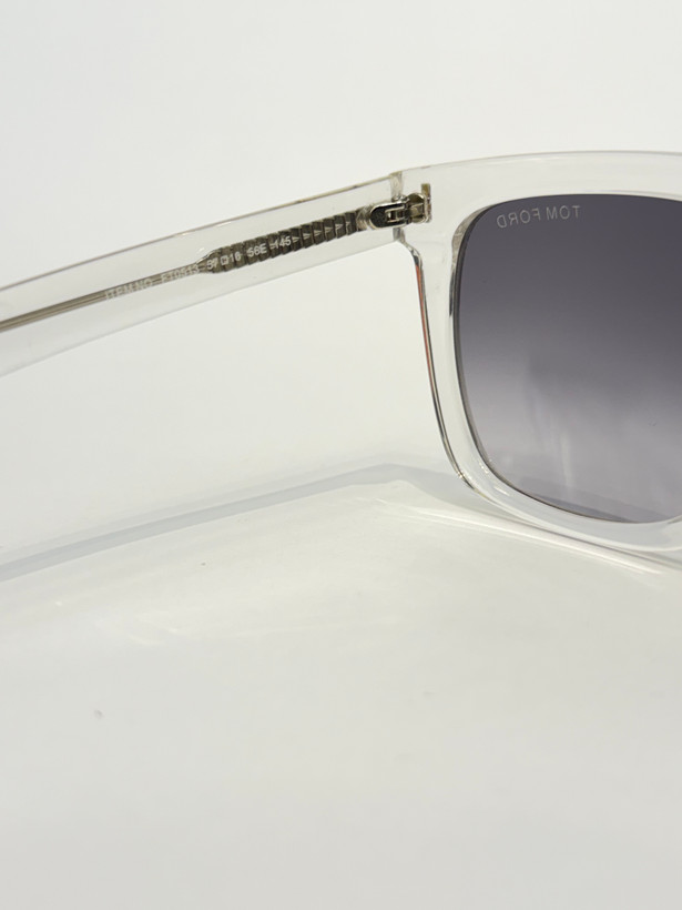 عینک آفتابی تام فورد TOM FORD مدل FT0513 کائوچویی