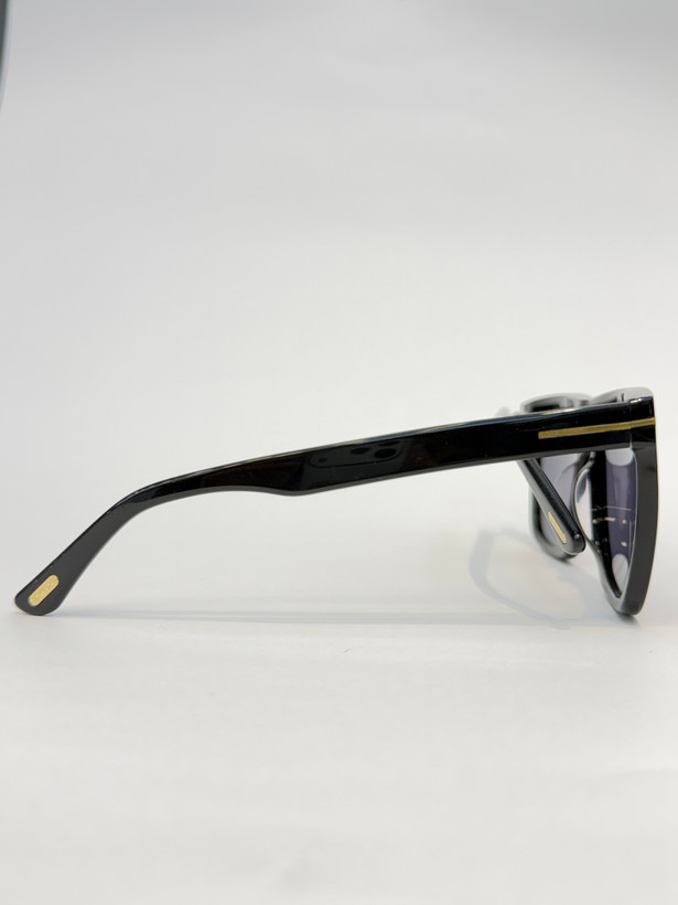 عینک آفتابی تام فورد TOM FORD مدل FT0513 کائوچویی