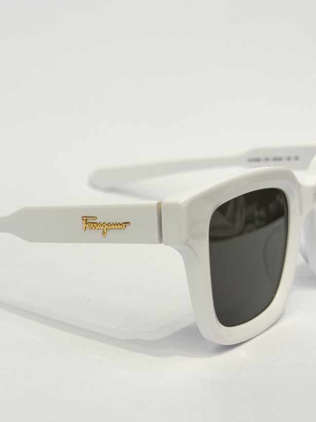 عینک آفتابی سالواتر فراگاما Ferragamo مدل SF۱۰۶۴Sکائوچویی