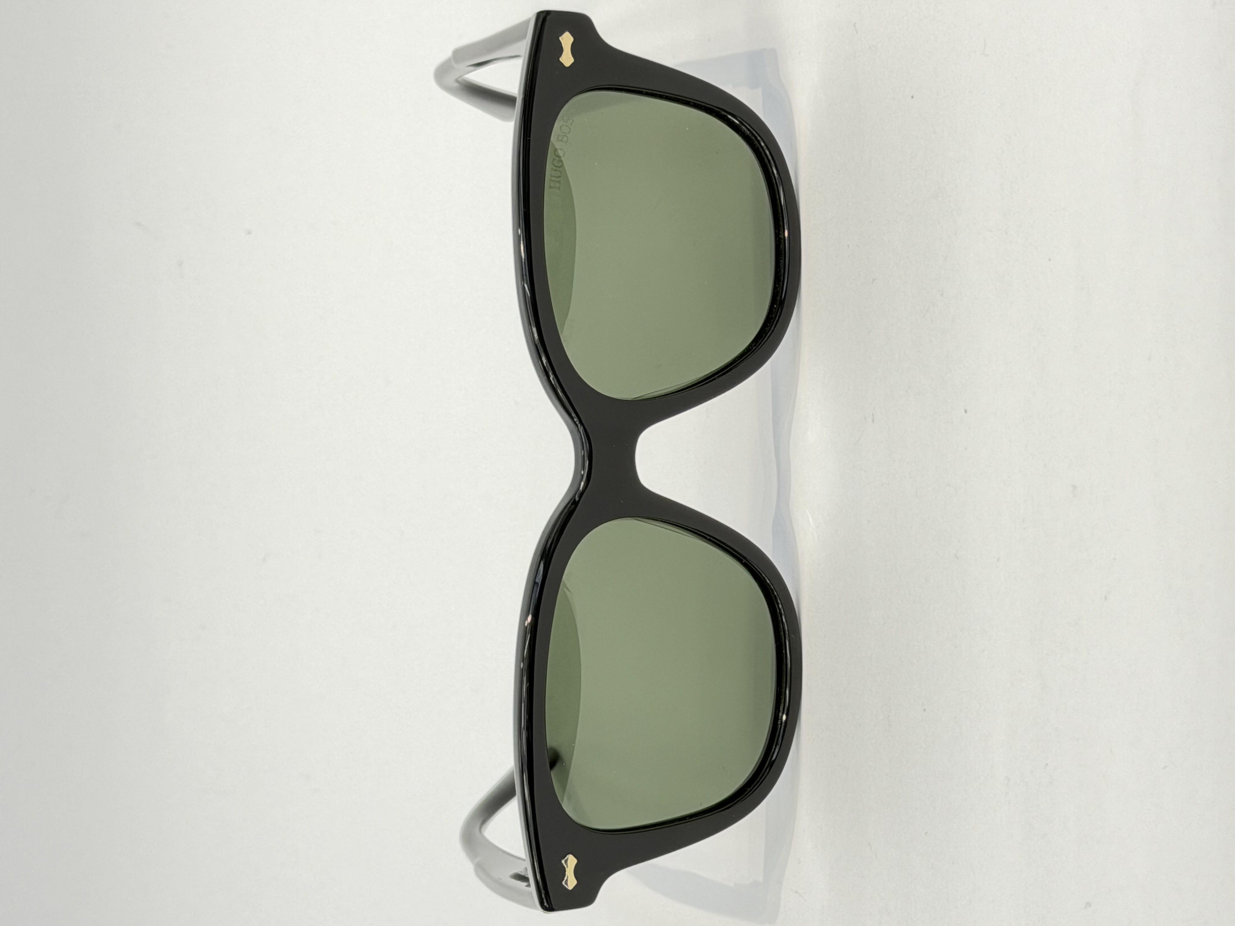 عینک آفتابی هوگوباس Hugo Boss مدلFD8850 کائوچوی