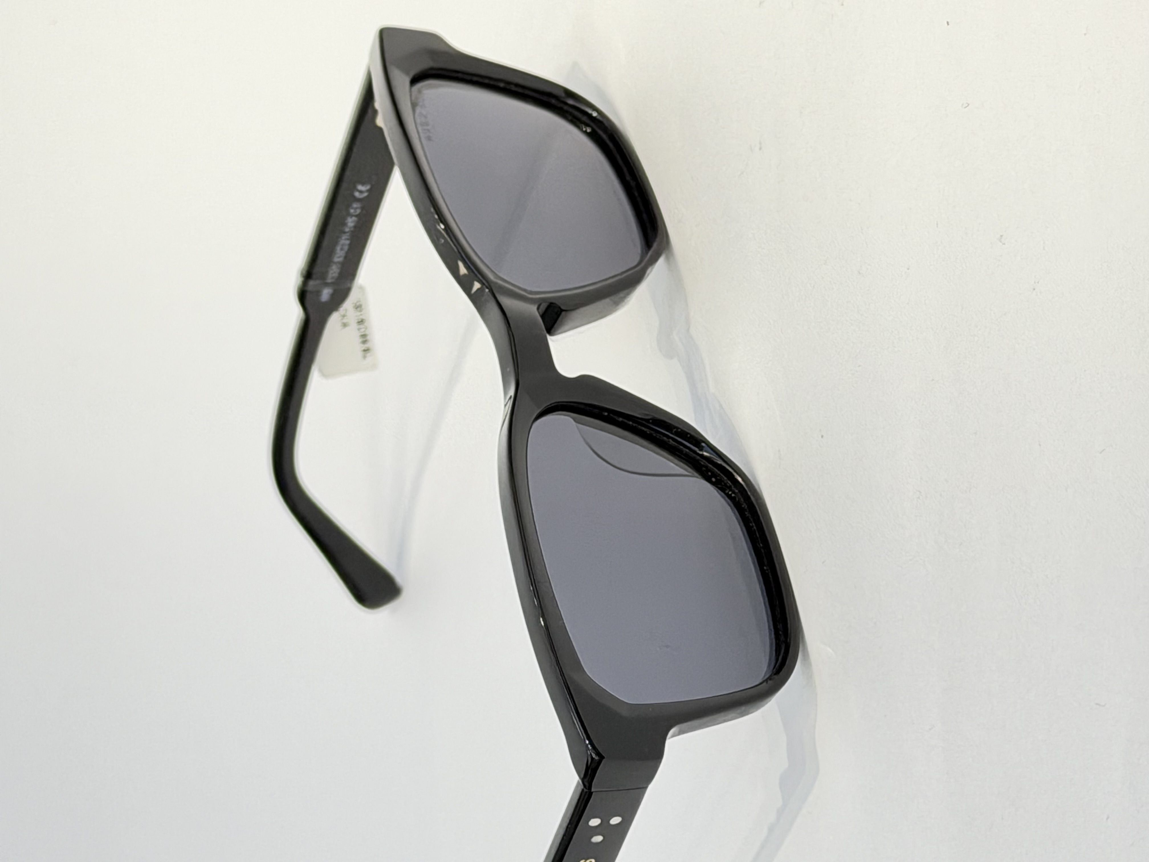 عینک آفتابی هوگوباس Hugo Boss مدل MB 133153کائوچوی