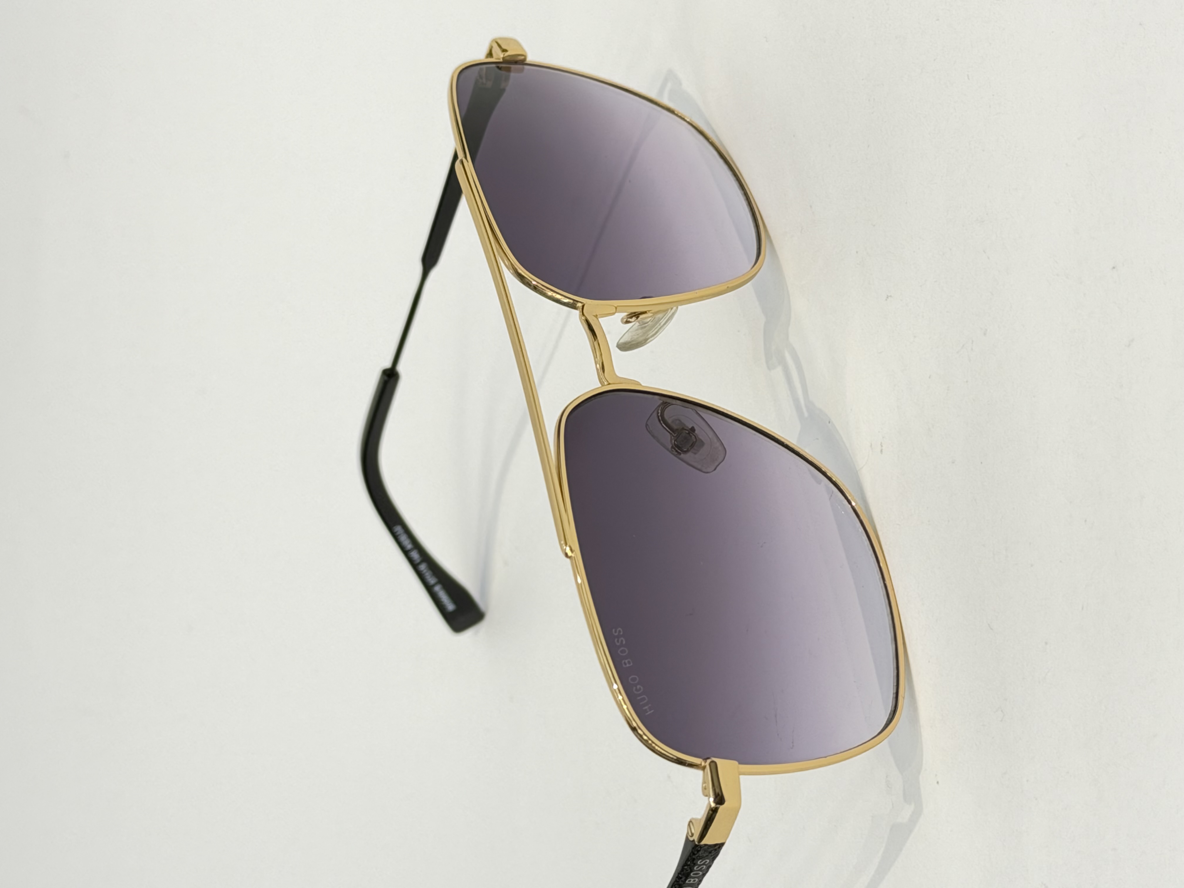 عینک آفتابی هوگو باس Hugo Boss مدل B0569 فلزی