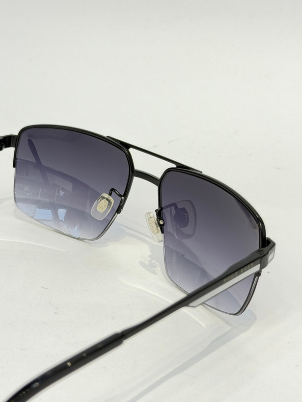 عینک آفتابی لنز لگو هوگو باس Hugo Boss مدل HB 1062 فلزی