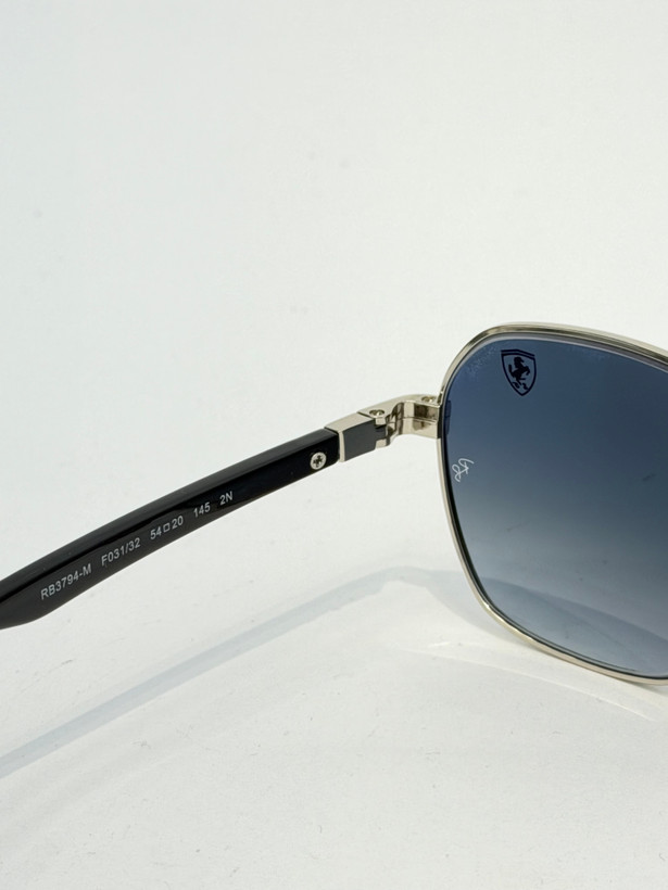 عینک آفتابی ریبن Ray-Ban مدل فراری RB3794-M فلزی